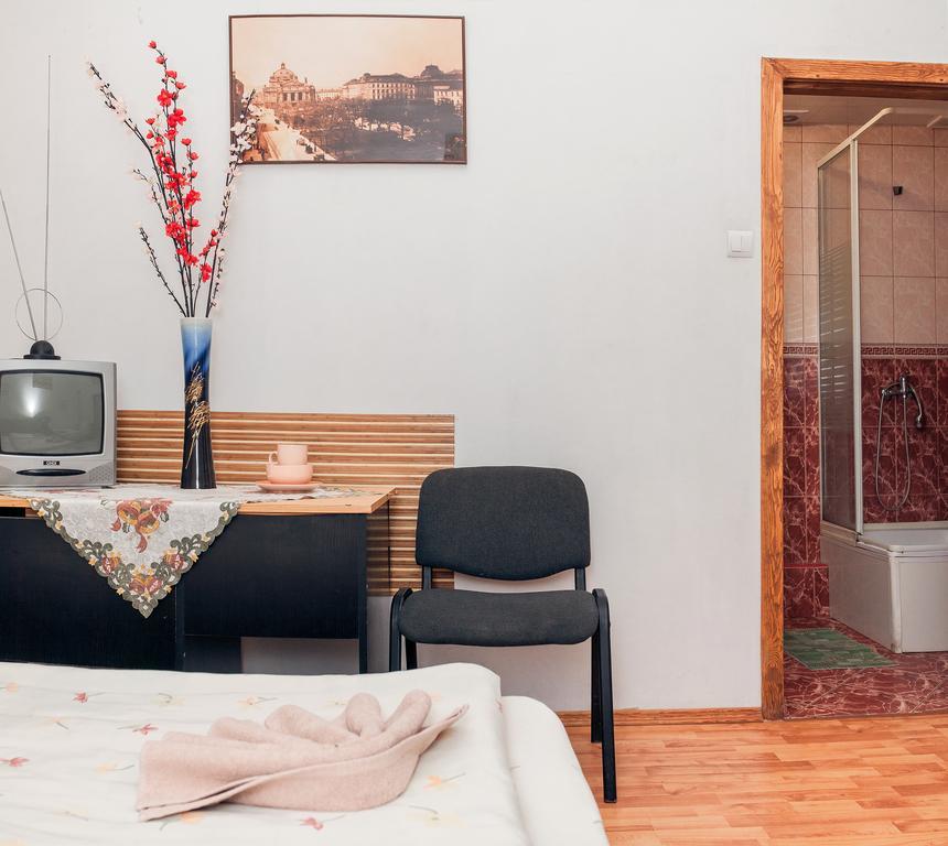 Apple Hostel Lviv Oda fotoğraf