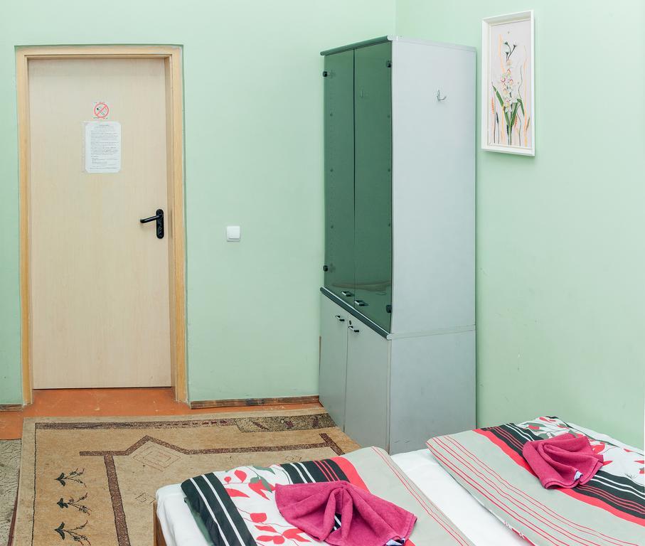 Apple Hostel Lviv Oda fotoğraf