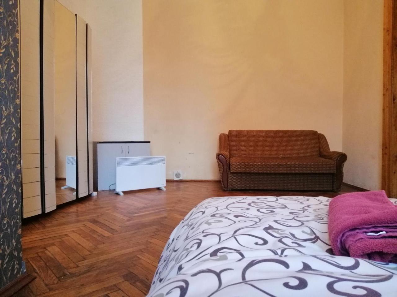 Apple Hostel Lviv Dış mekan fotoğraf